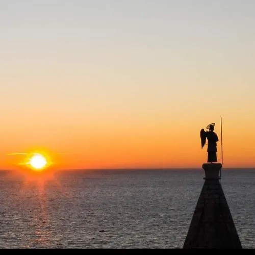 Alina Centar 아파트 *