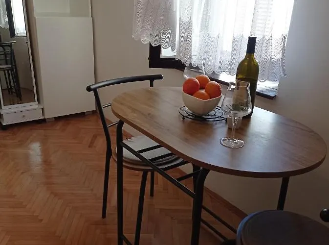 Alina Centar * Novigrad Istria