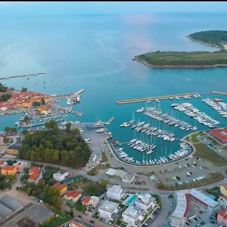 Alina Centar * Novigrad (Istria)